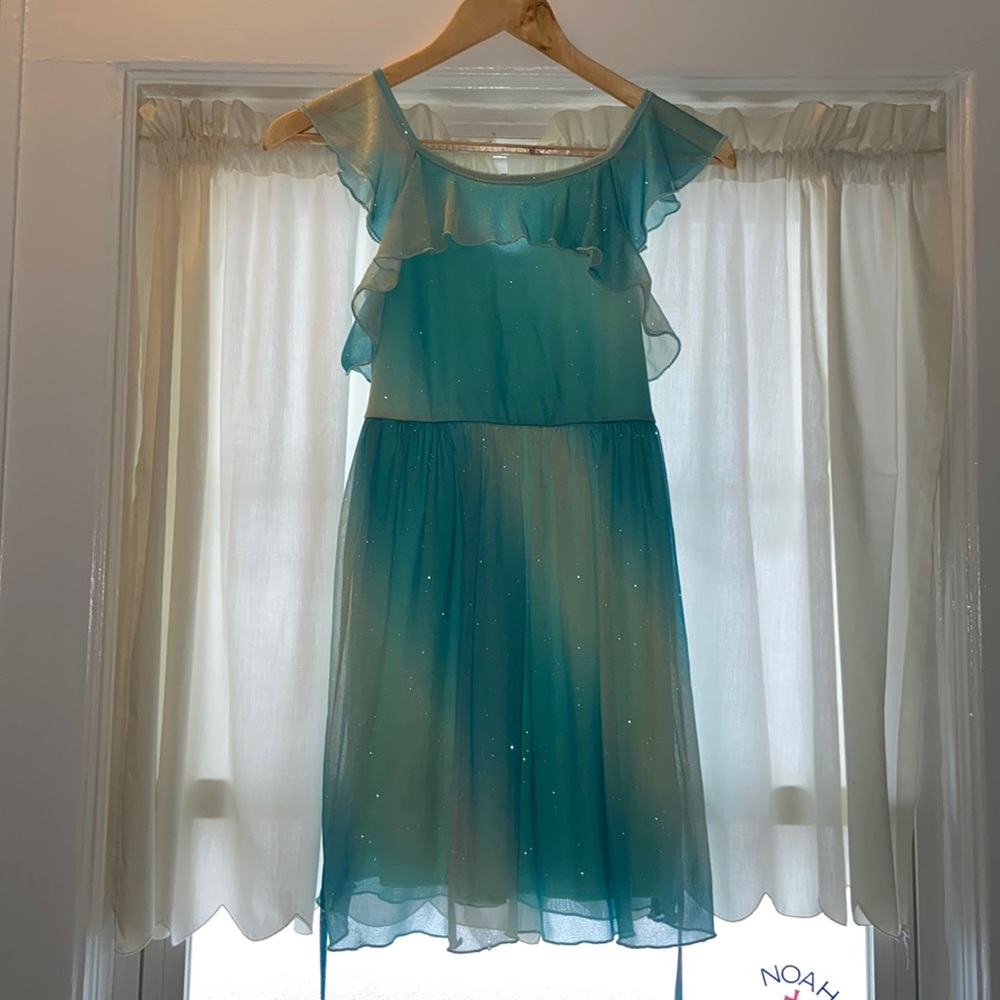Kids clothing